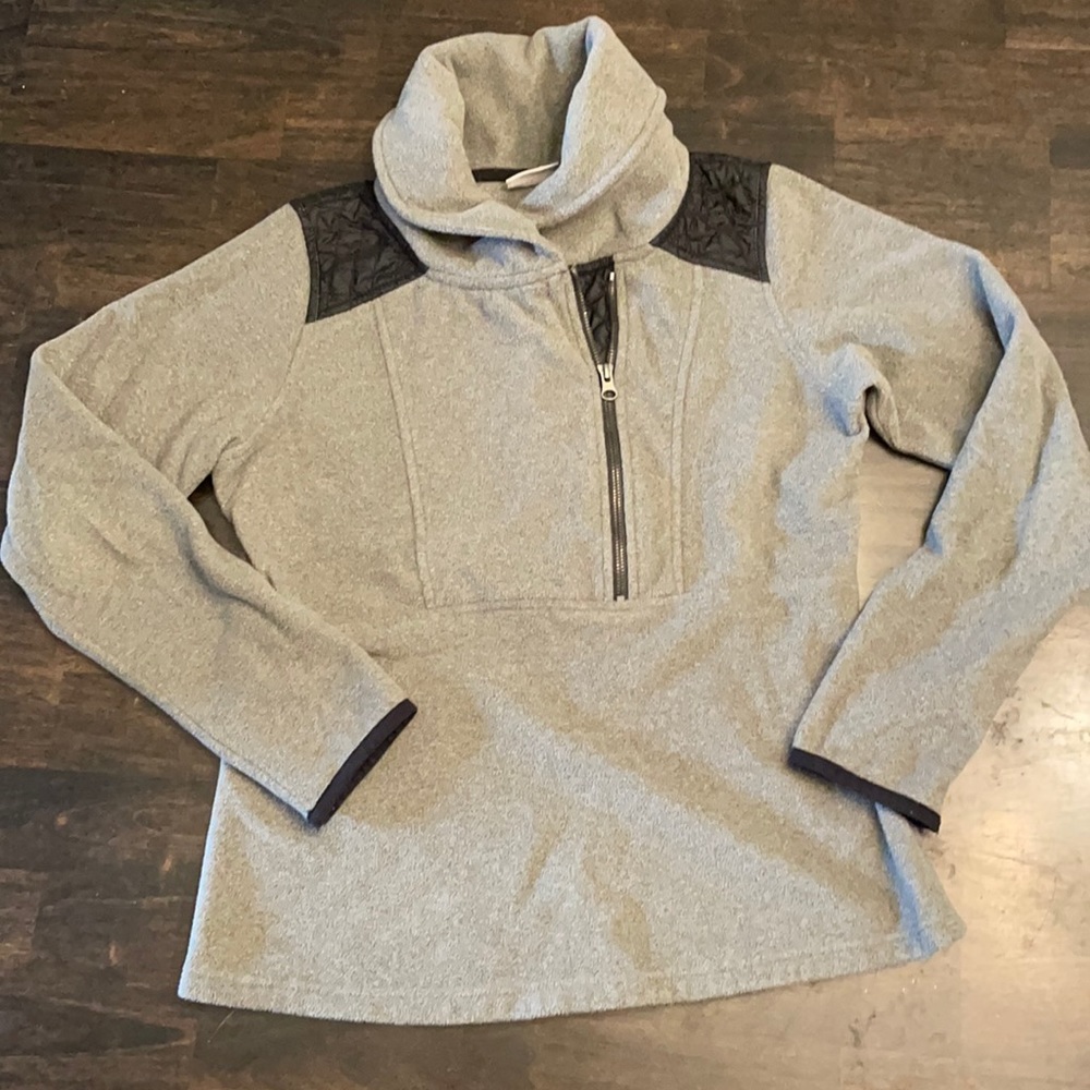 Grey fleece quarter zip